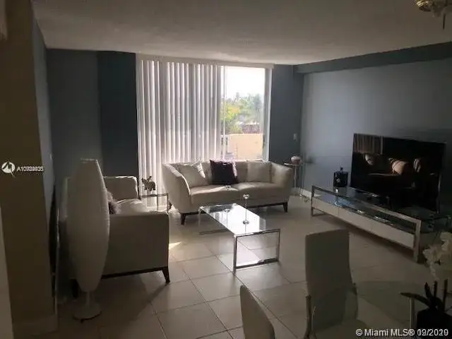 2000 NE 135th St # 309, North Miami FL 33181 photo 2