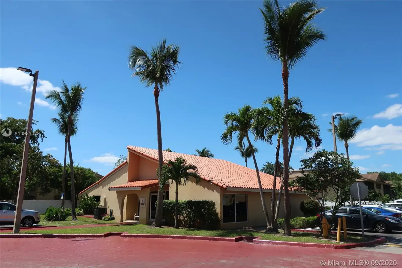 6045 NW 186th St # 308, Hialeah FL 33015 photo 3