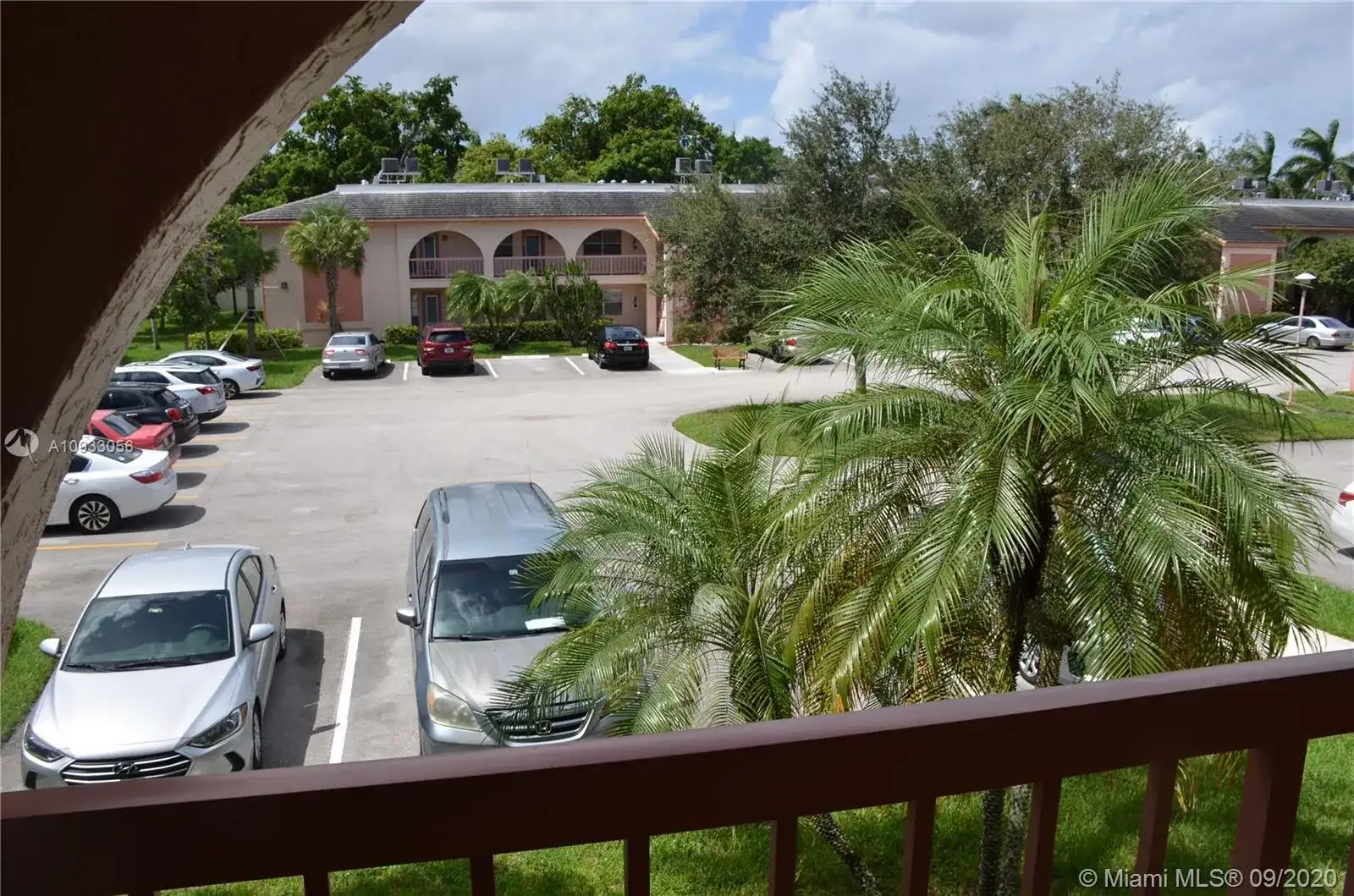1103 Bahama Bnd # H2, Coconut Creek FL 33066 photo 3