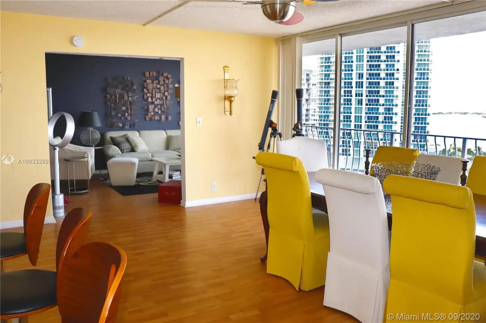 7601 E Treasure Dr # 1017, North Bay Village FL 33141 photo 5