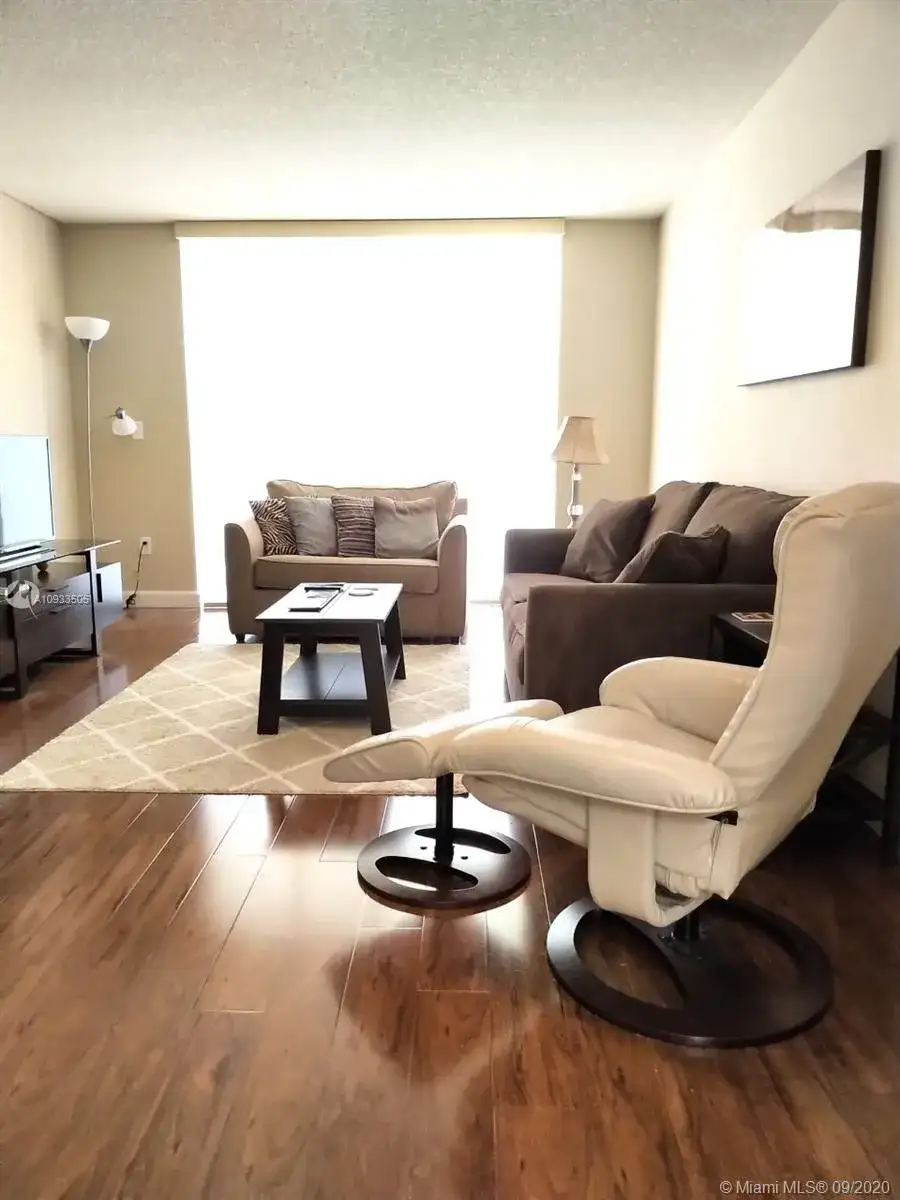 7451 NW 16th St # 303, Plantation FL 33313 photo 5