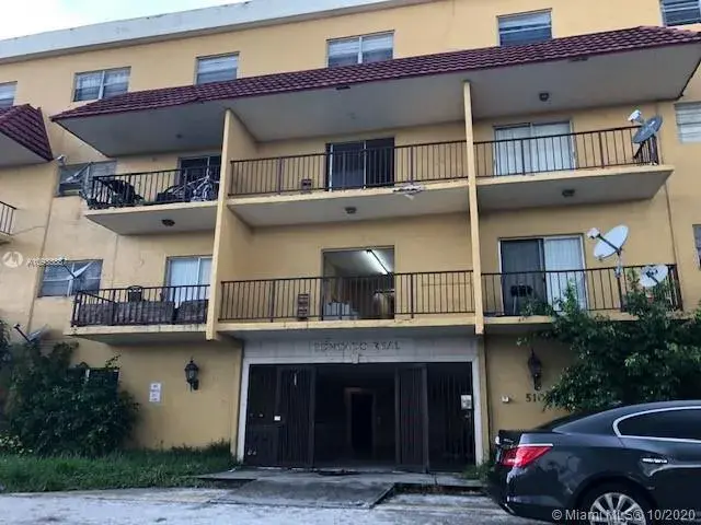 5100 SW 41st St # 114, Pembroke Park FL 33023