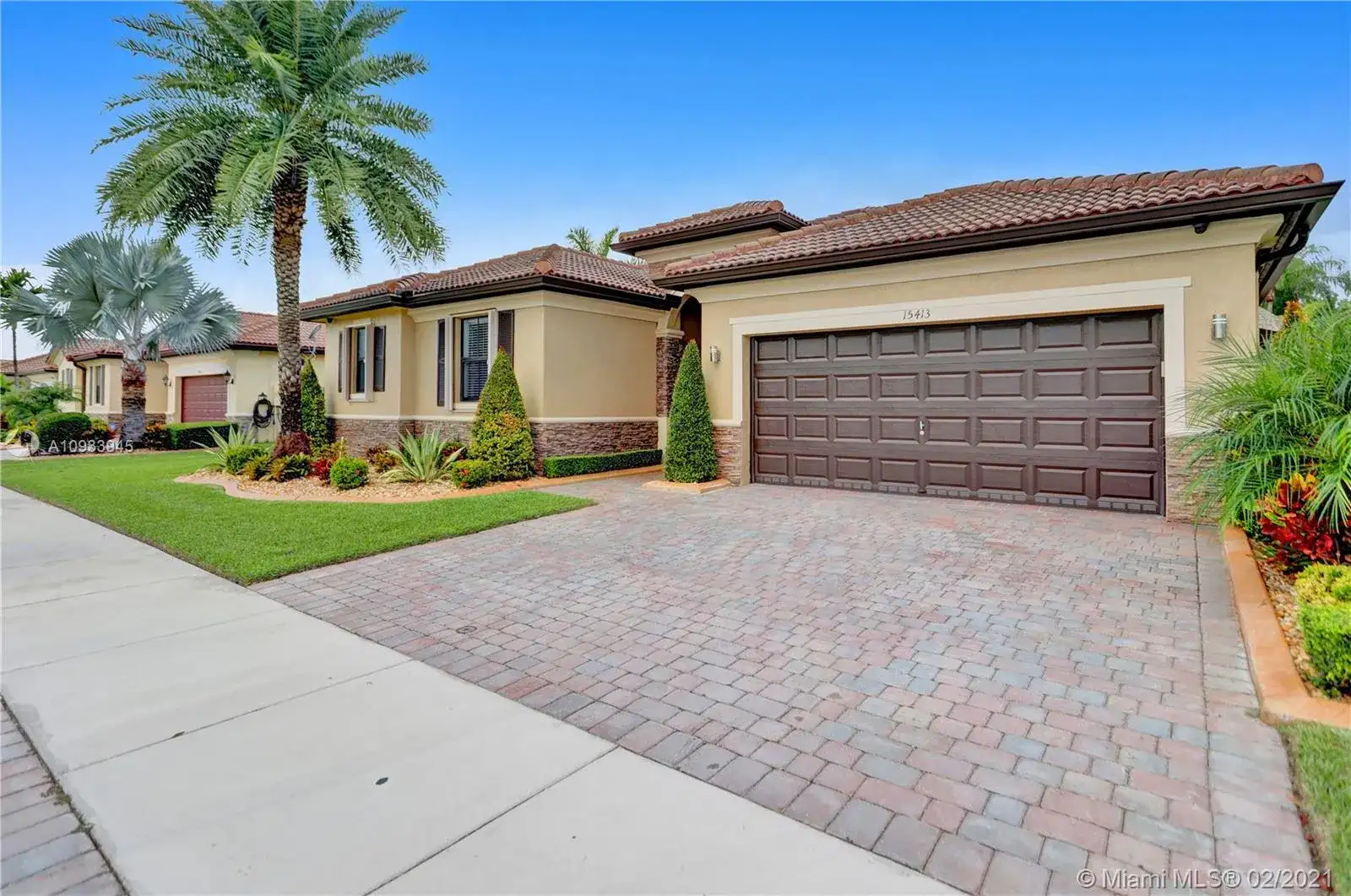 15413 SW 116th Ter, Miami FL 33196 photo 4