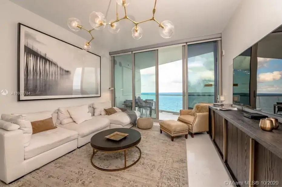 16901 Collins Ave # 1404, Sunny Isles Beach FL 33160