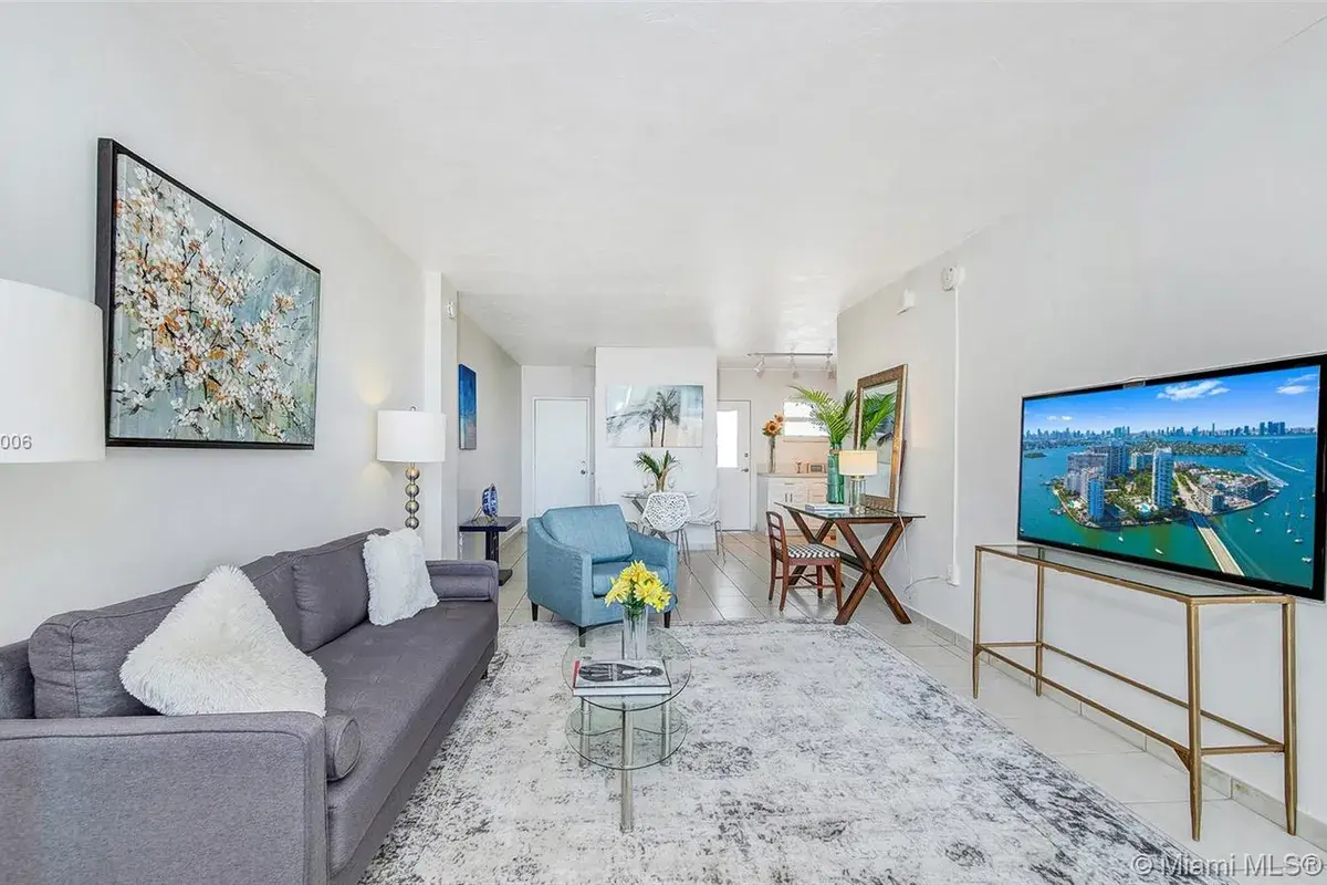 1300 Lincoln Rd # D804, Miami Beach FL 33139