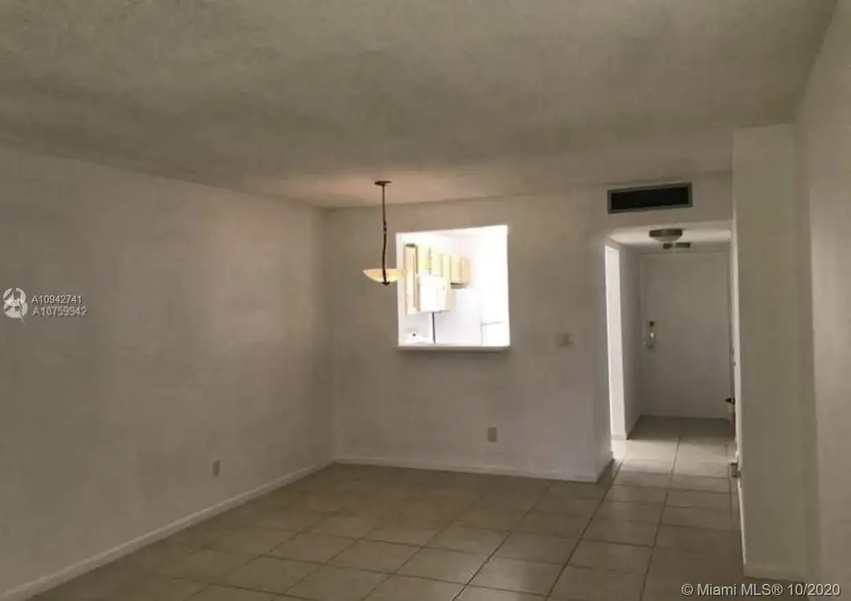 6090 NW 64th Ave # 104, Tamarac FL 33319 photo 3