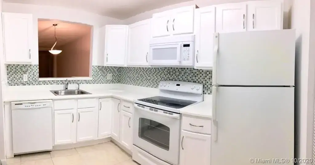6090 NW 64th Ave # 104, Tamarac FL 33319 photo 5