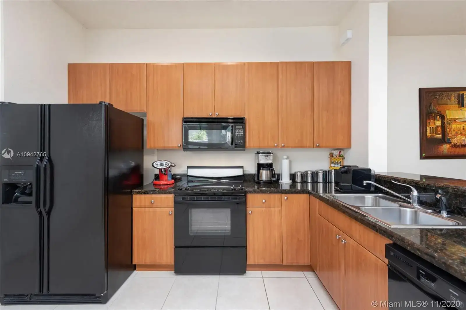 834 E Spinnaker Dr E, Hollywood FL 33019 photo 4