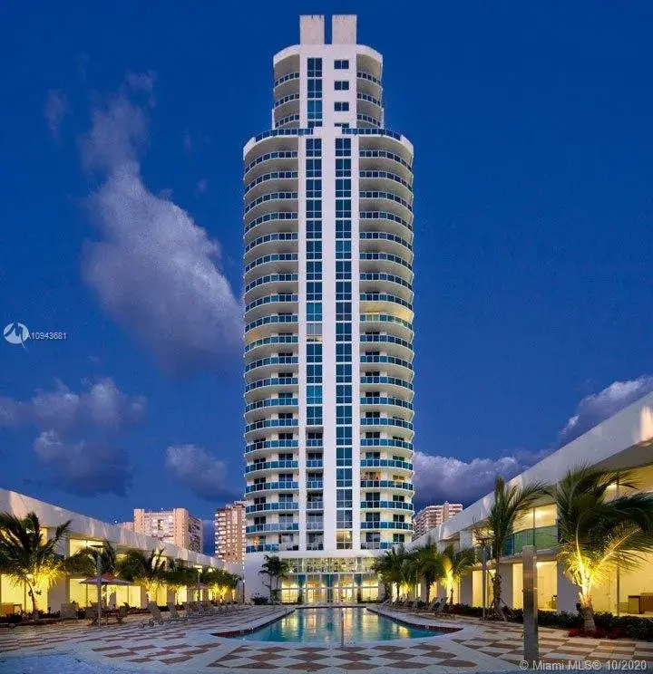 1945 S Ocean Dr # 1114, Hallandale Beach FL 33009