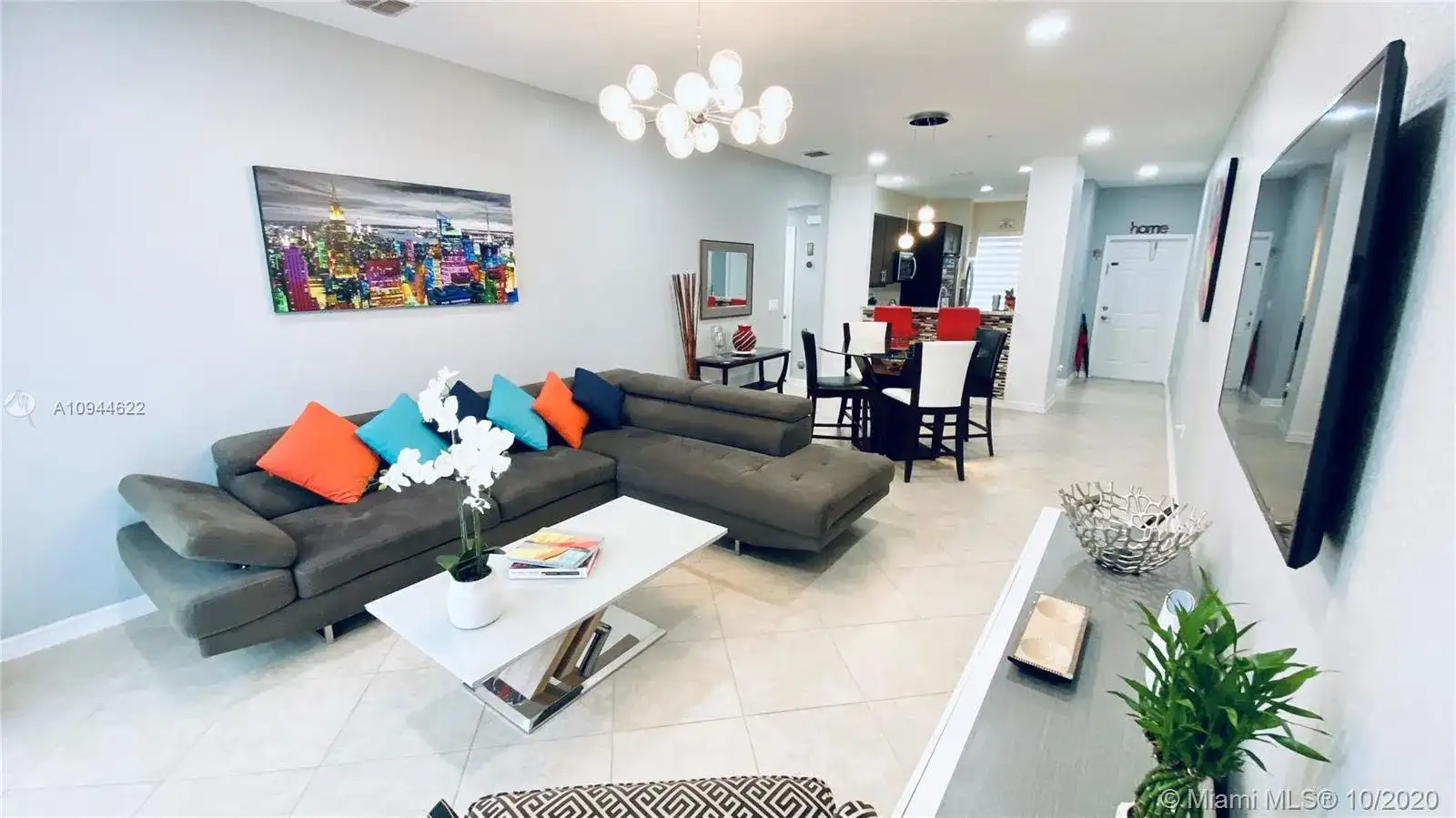 121 NW 2nd Ave # 4, Hallandale Beach FL 33009 photo 3
