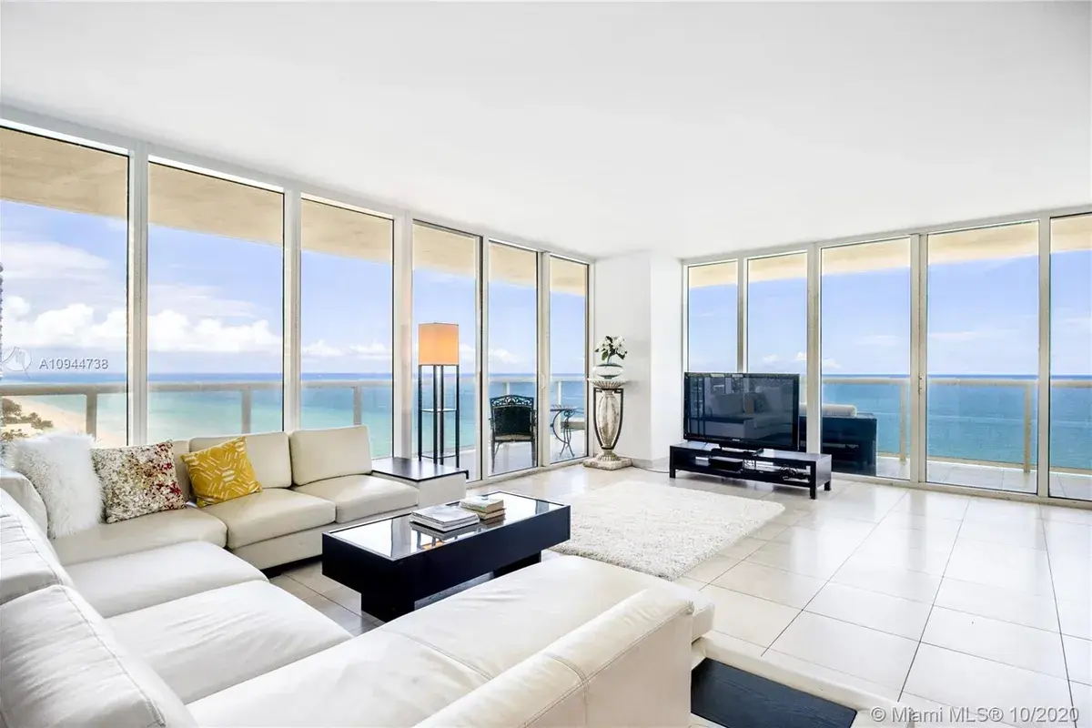 1830 S Ocean Dr # 1501, Hallandale Beach FL 33009