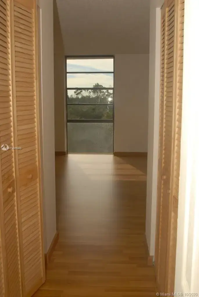 16851 NE 23rd Ave # 614, North Miami Beach FL 33160