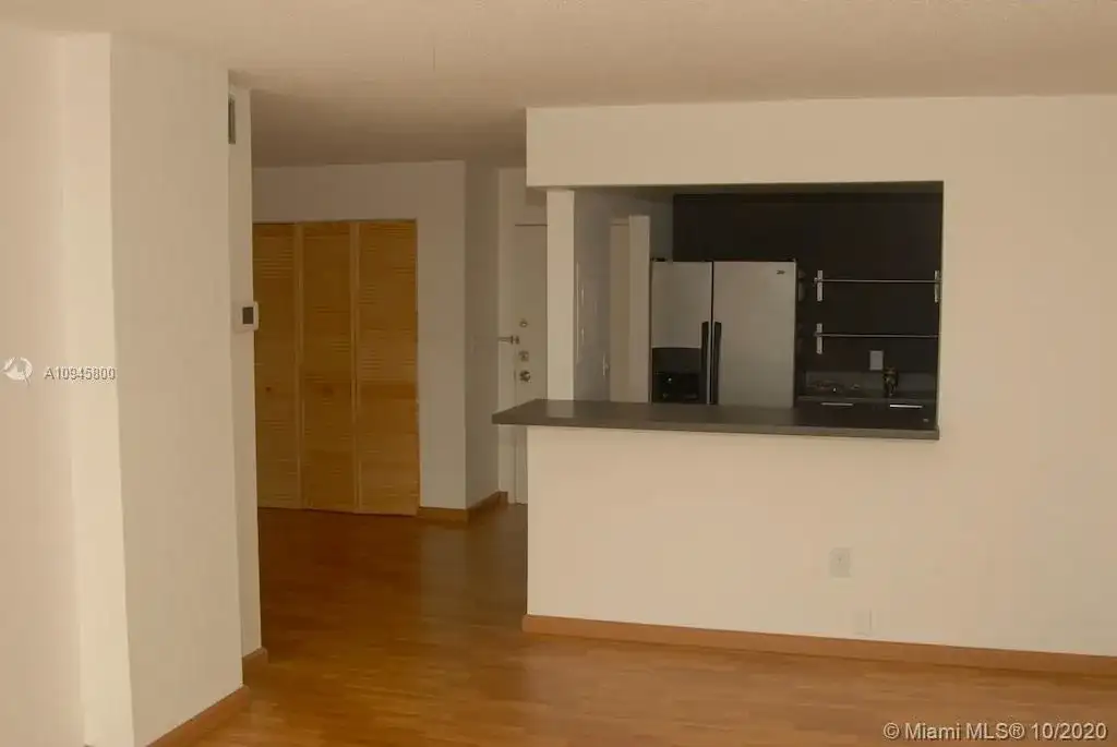 16851 NE 23rd Ave # 614, North Miami Beach FL 33160 photo 4