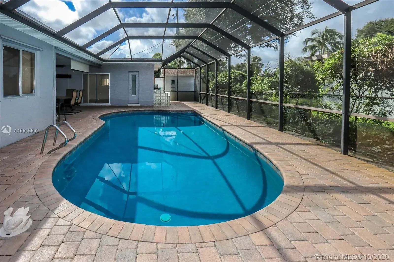 3 bedroom 2 bath Residential for sale at 1840 N 56th Ave, Hollywood FL 33021