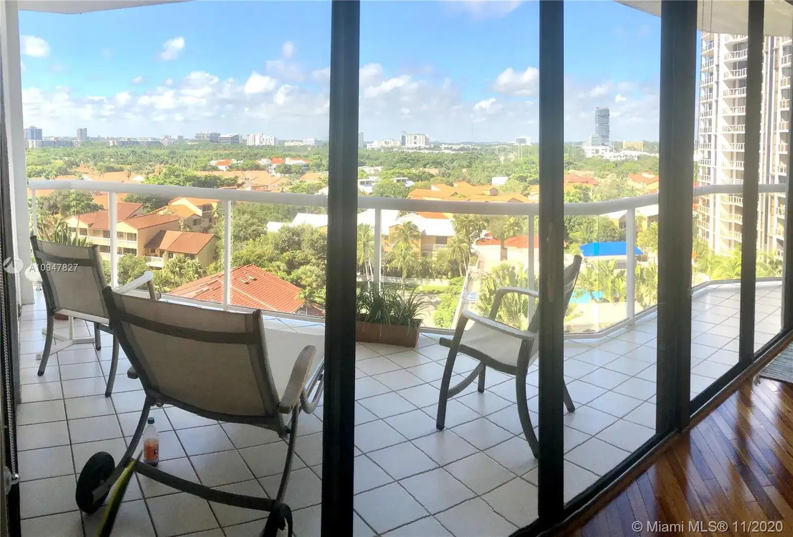 3610 Yacht Club Dr # 1014, Aventura FL 33180 photo 2