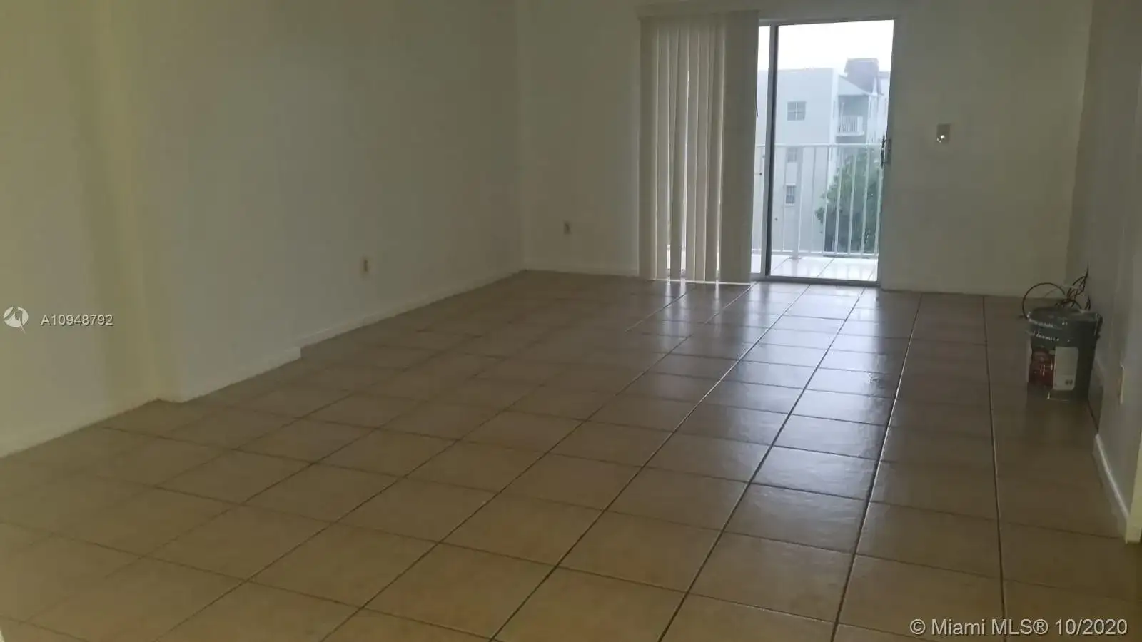 8240 SW 210th St # 313, Cutler Bay FL 33189 photo 2
