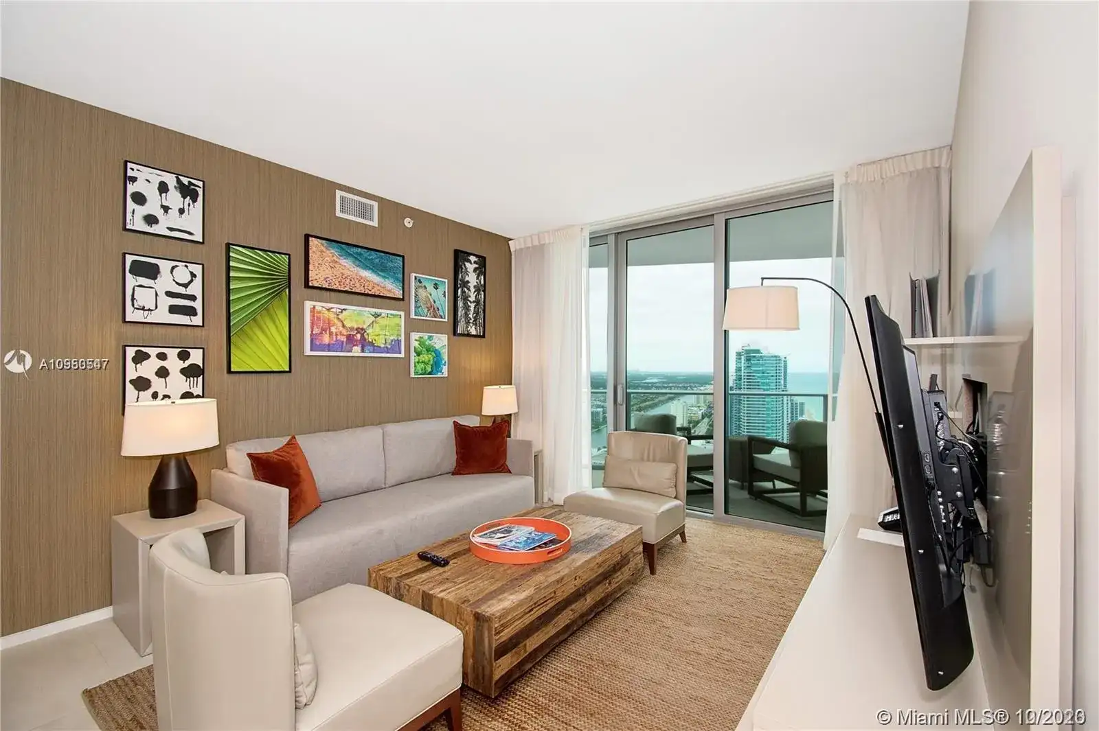 4111 S Ocean Drive, Hollywood FL 33019 photo 2