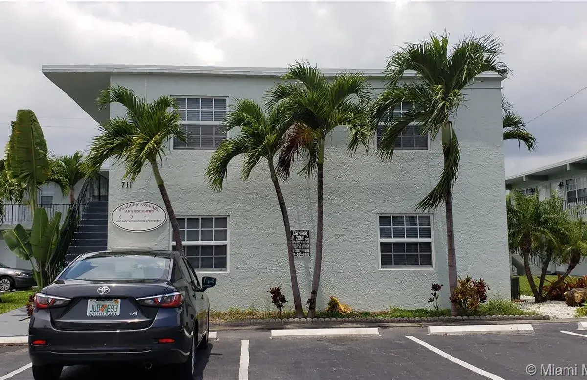 715 NE 2nd Ave # 205, Fort Lauderdale FL 33304