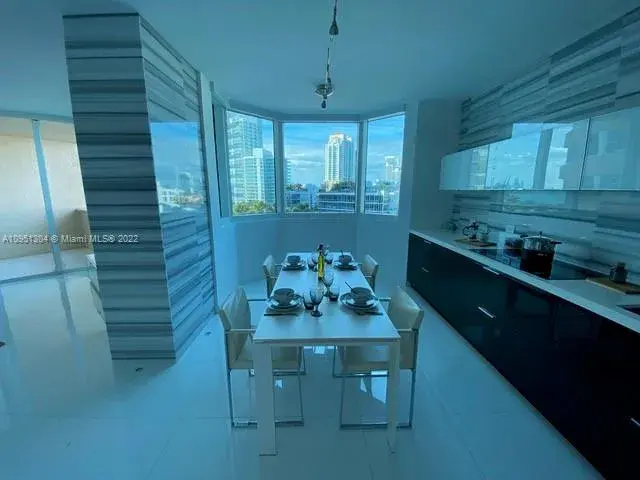 300 S Pointe Dr # 806, Miami Beach FL 33139