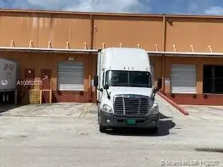 3325 NW 97th Ave, Doral FL 33172 photo 2