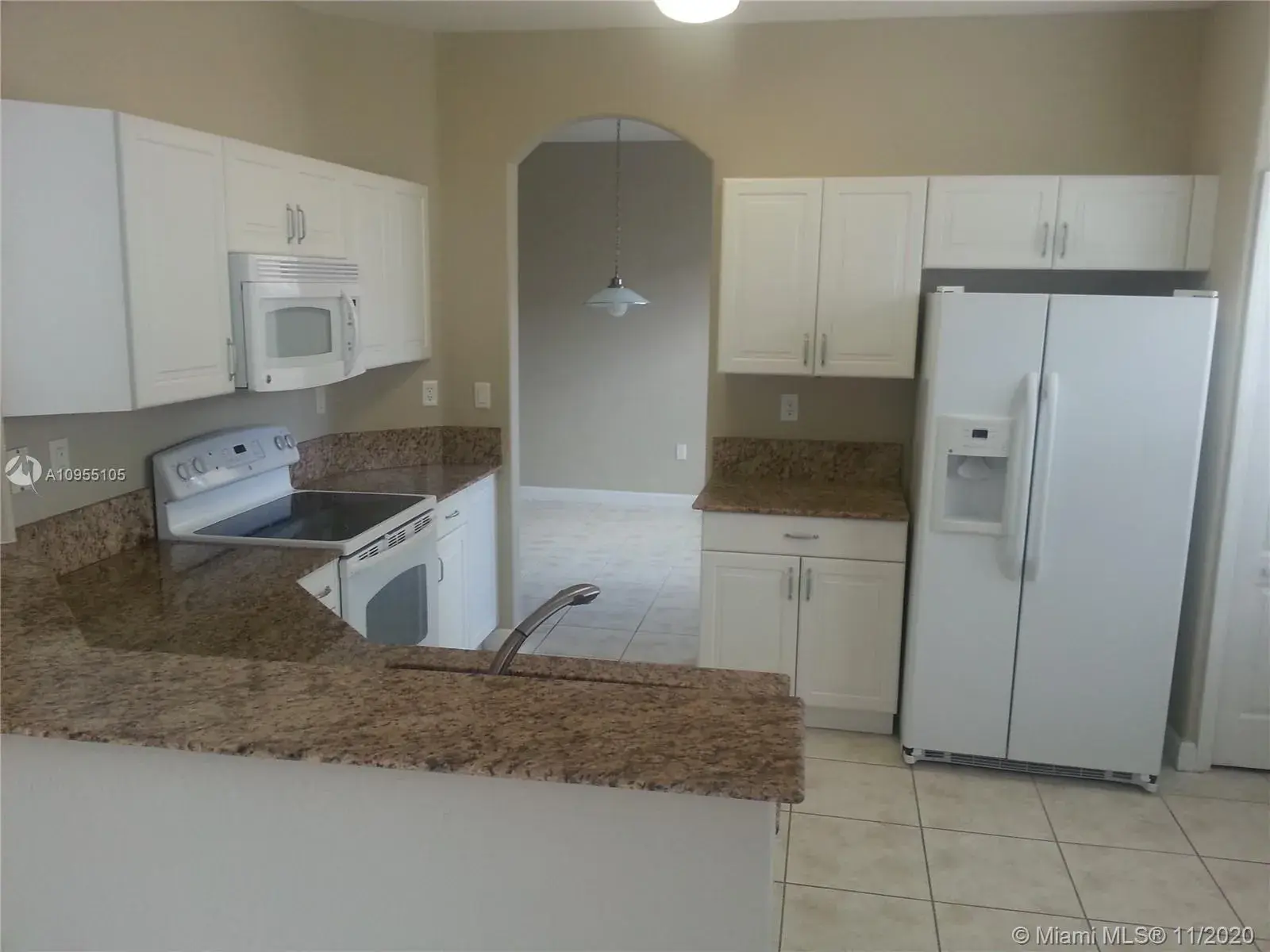 11053 NW 87th St, Doral FL 33178
