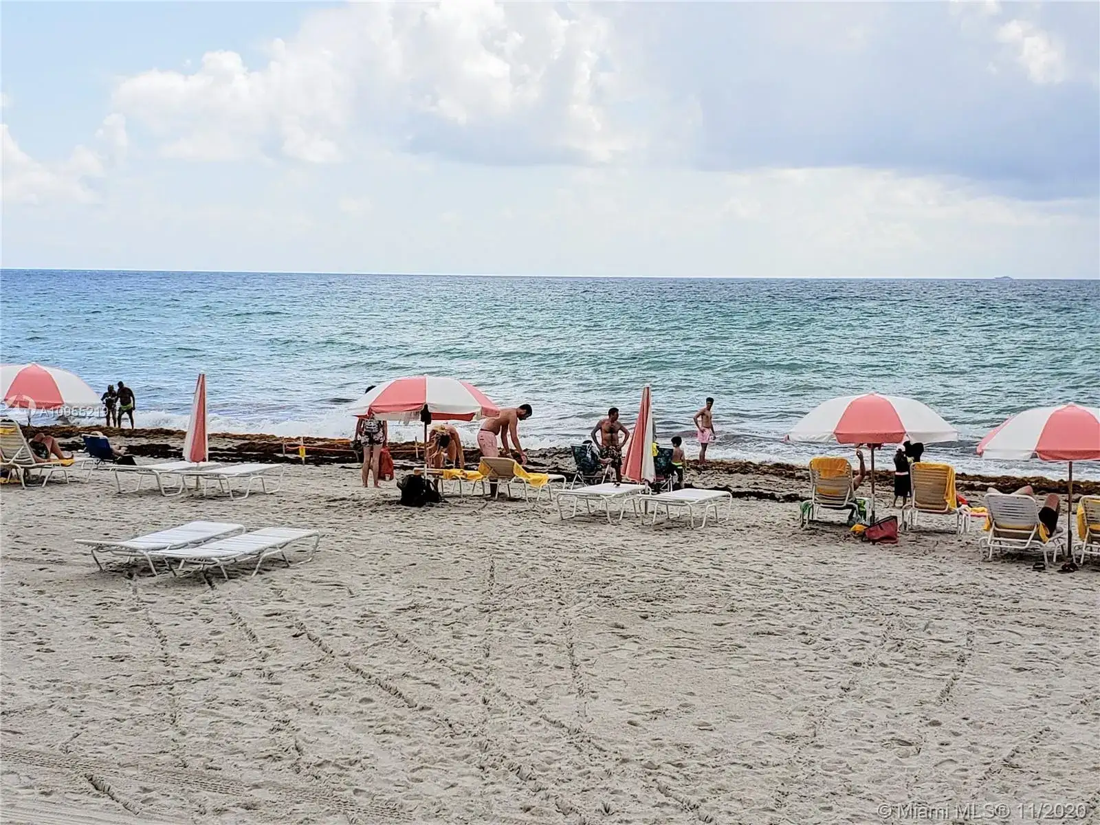 19201 Collins Ave, Sunny Isles Beach FL 33160 photo 2