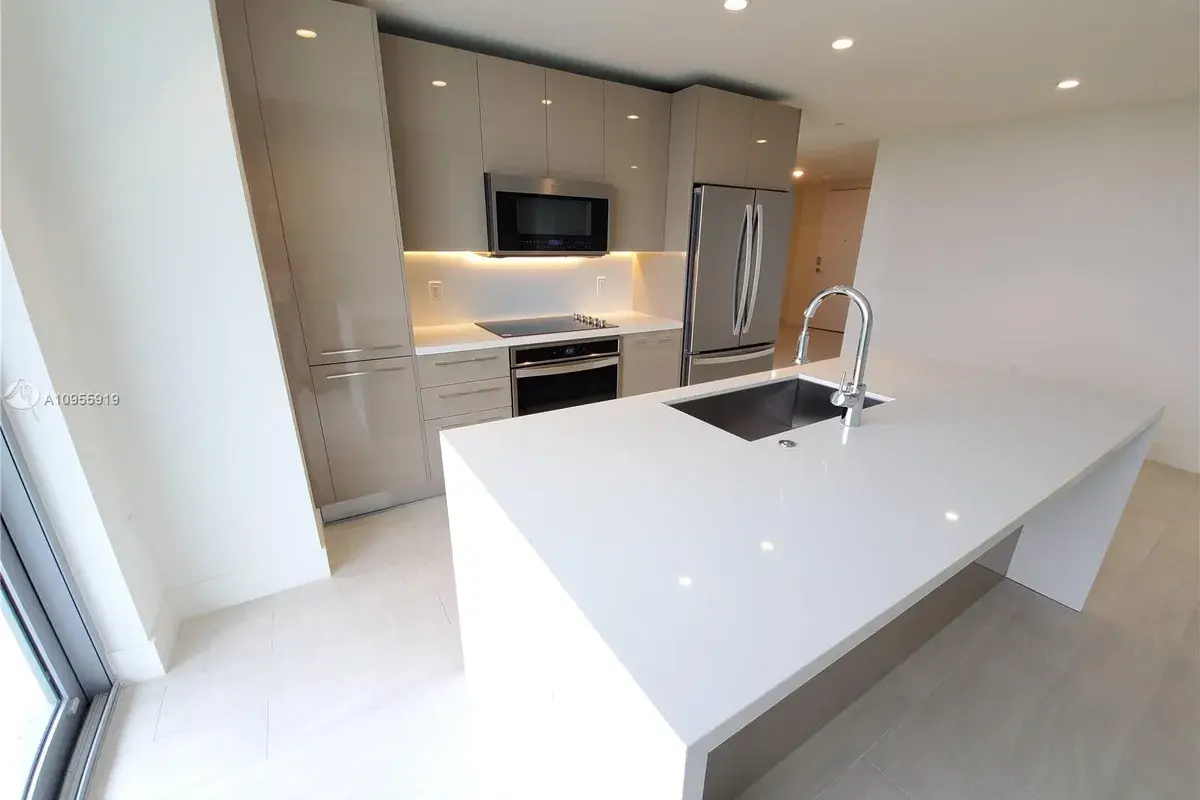 2000 Metropica Way # 1401, Sunrise FL 33323