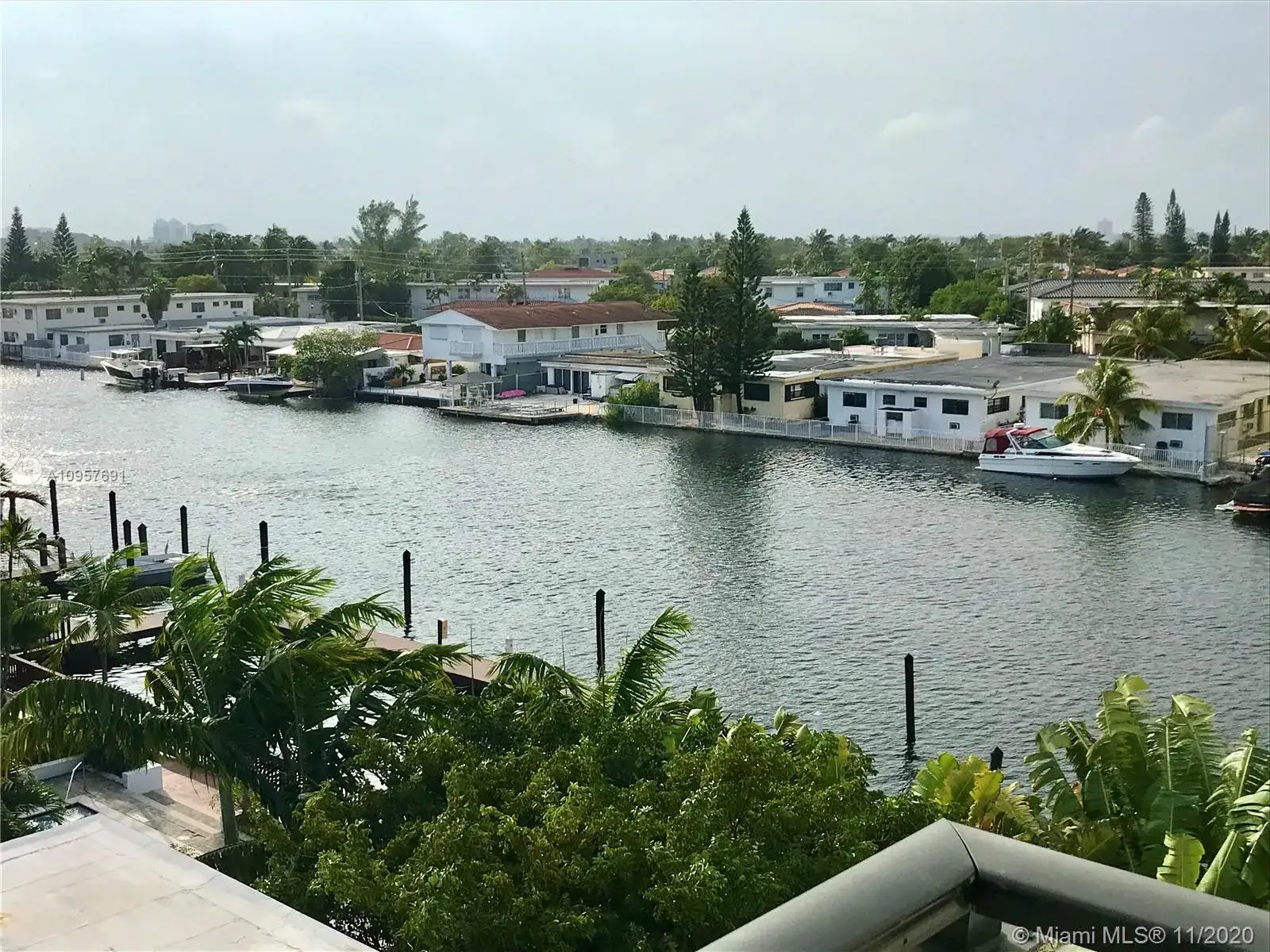 2 bedroom 2 bath Residential for sale at 8024 Tatum Waterway Dr # 5A, Miami Beach FL 33141