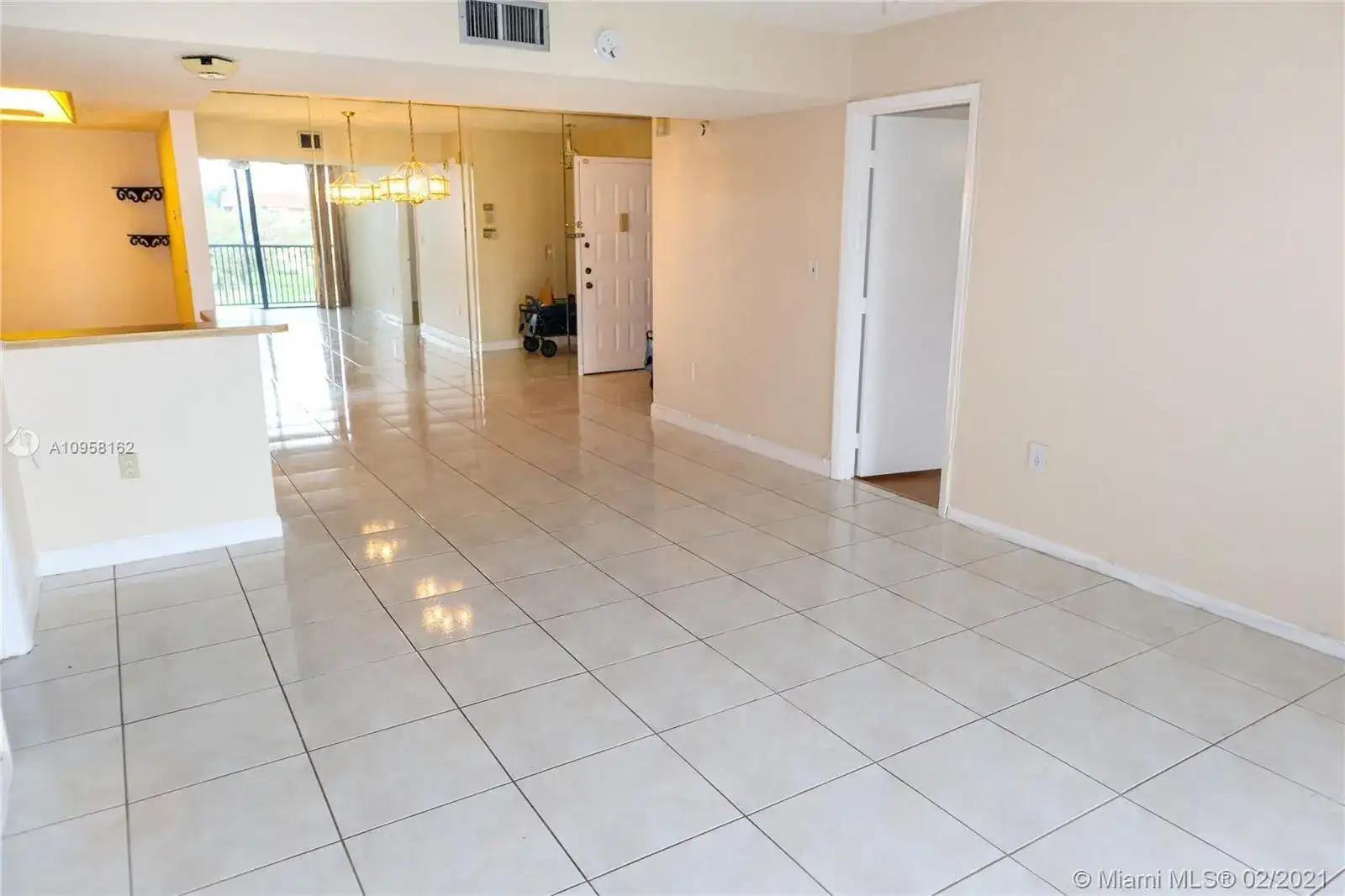 5550 NW 44th St # 404B, Lauderhill FL 33319 photo 3