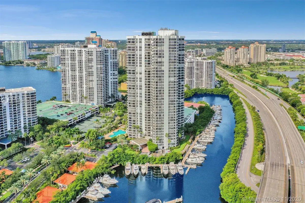 3500 Mystic Pointe Dr # 2101, Aventura FL 33180