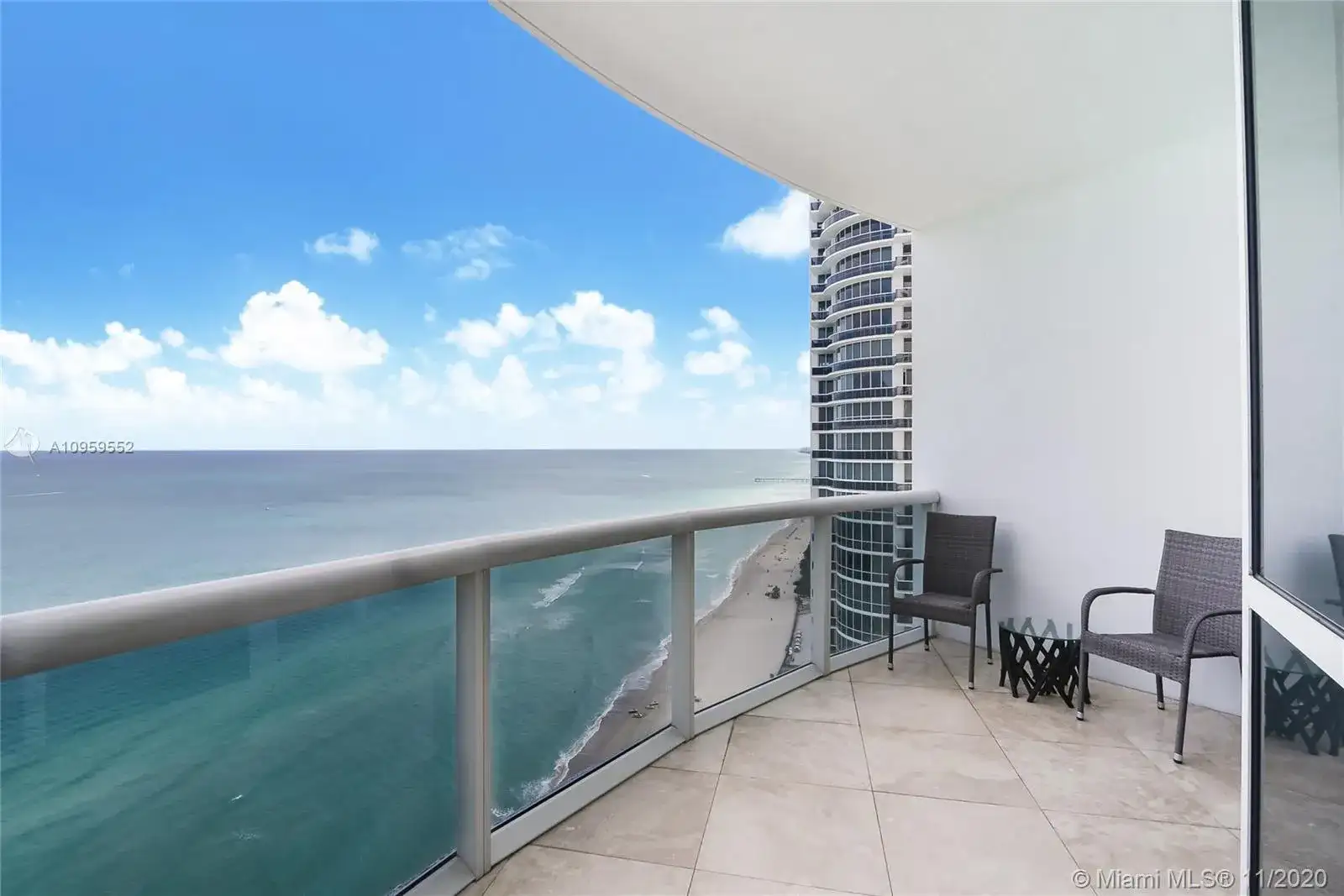 18201 Collins Ave # 4009, Sunny Isles Beach FL 33160 photo 2
