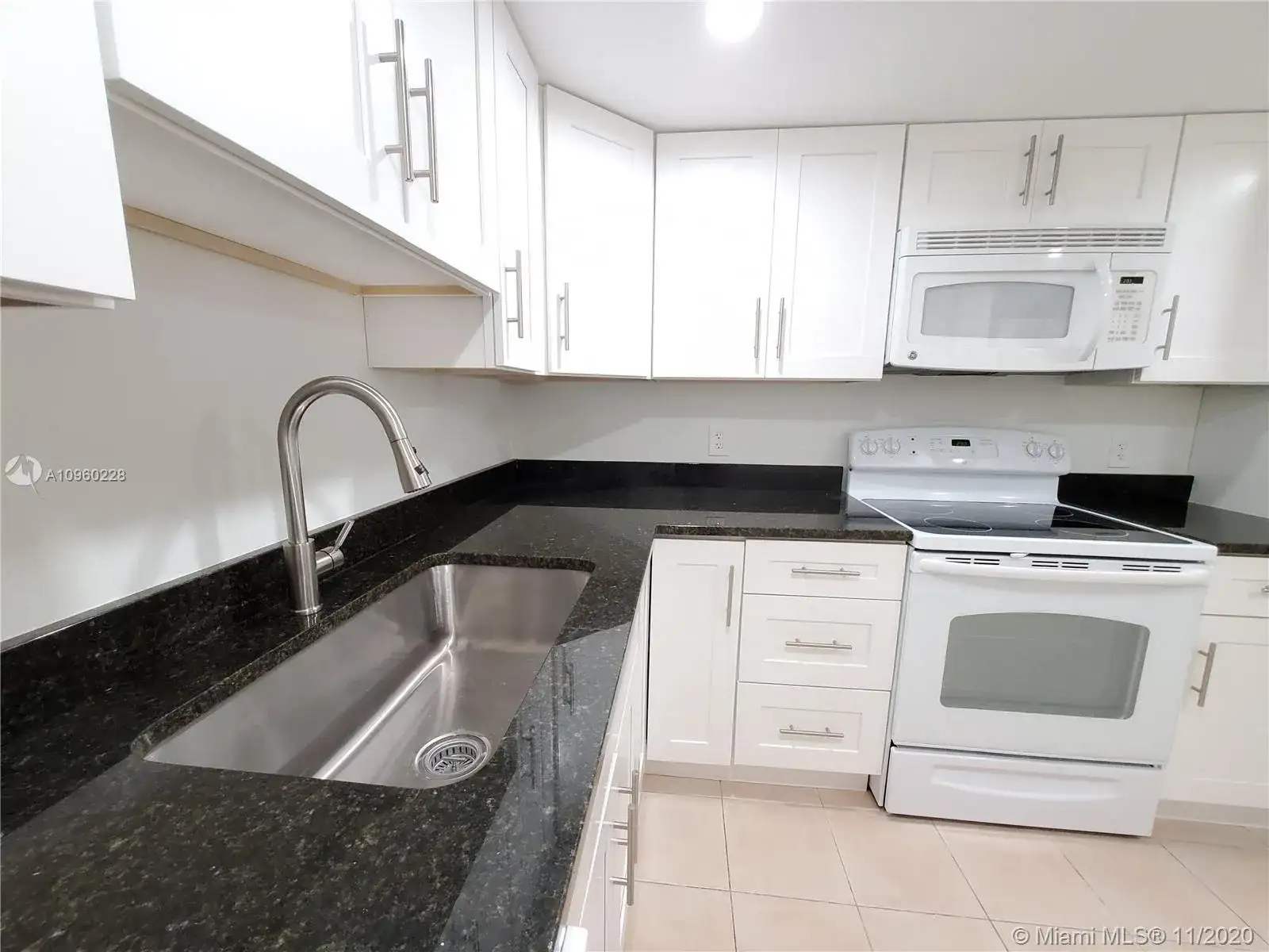 737 SE 1st Way # 104, Deerfield Beach FL 33441 photo 5