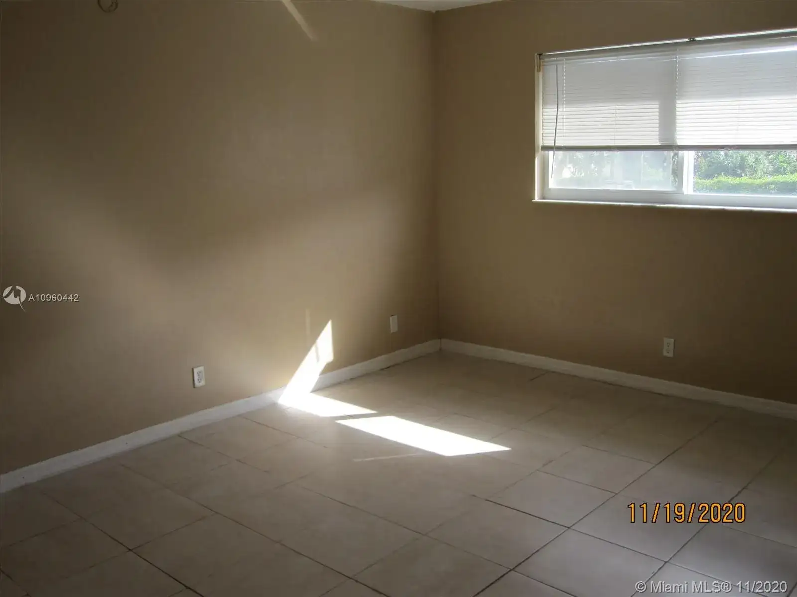 2860 NW 55th Ave # 2D, Lauderhill FL 33313 photo 4