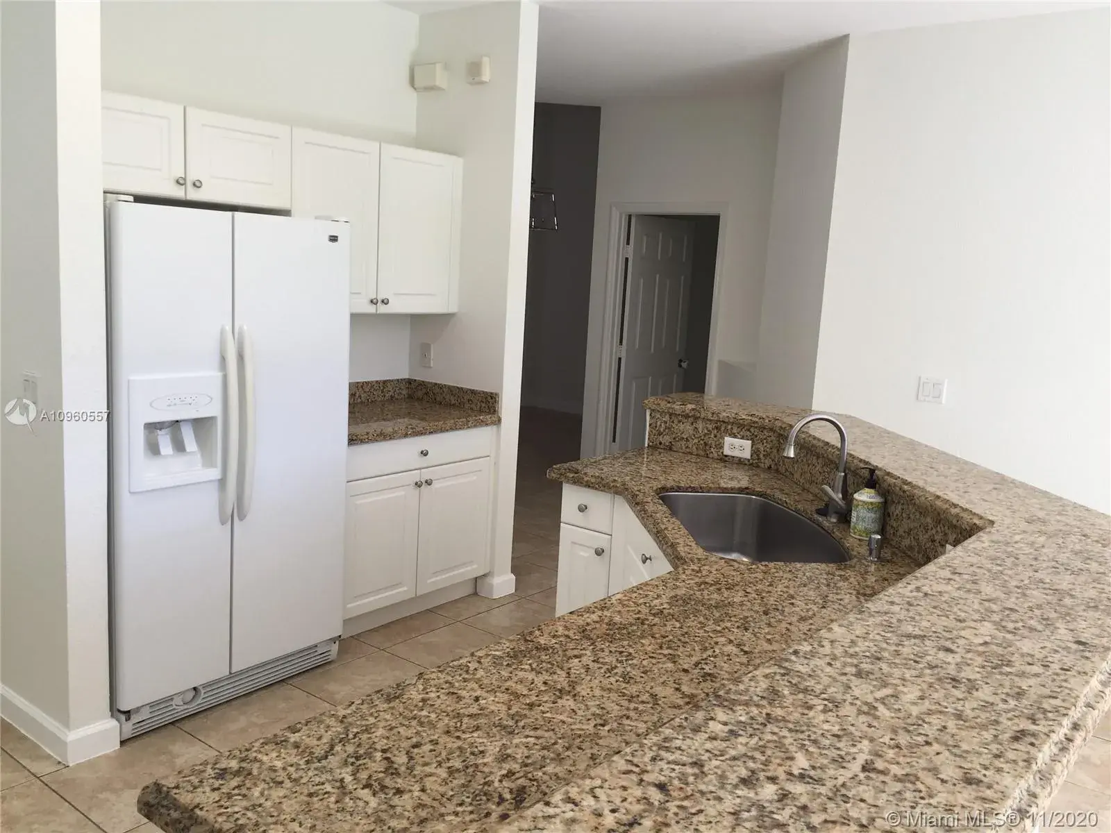 1415 NE 40th Rd, Homestead FL 33033