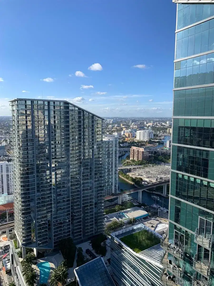 801 S Miami Ave # 4706, Miami FL 33130 photo 3