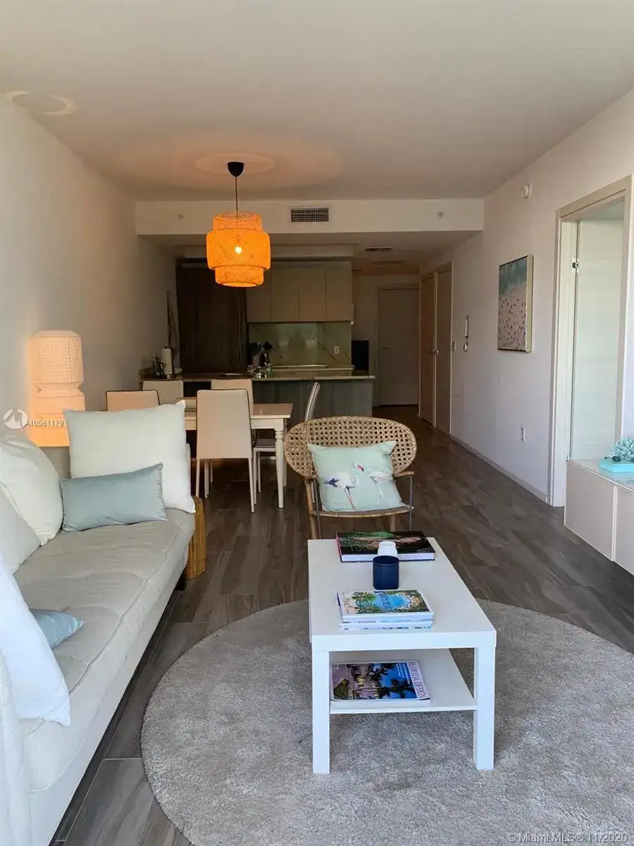 801 S Miami Ave # 4706, Miami FL 33130 photo 4