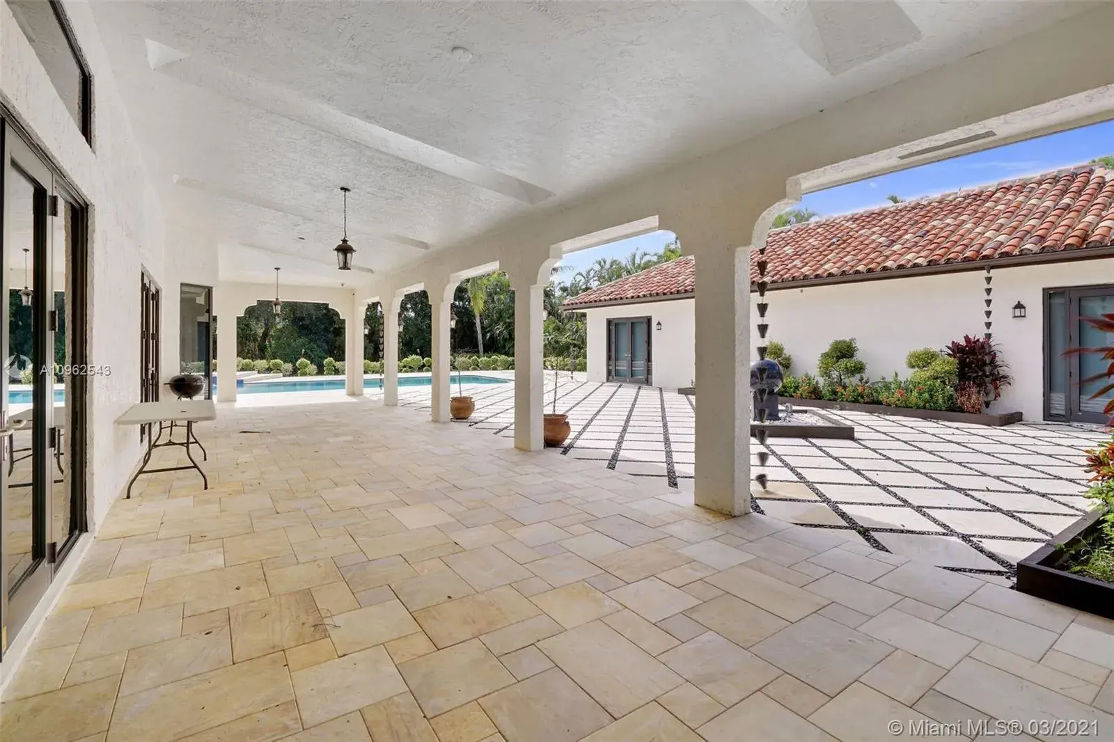 6901 Holatee Trl, Southwest Ranches FL 33330