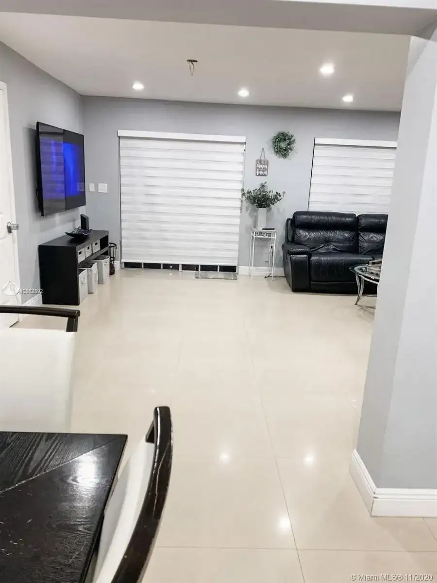 13900 Lake Candlewood Ct, Miami Lakes FL 33014 photo 5