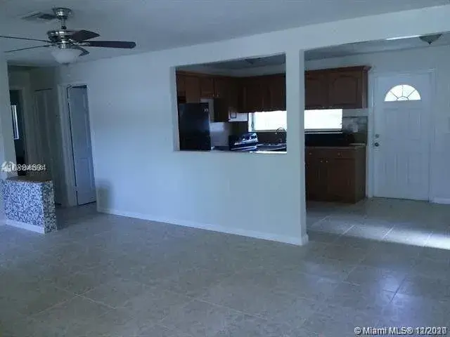 5636 Freedom St, Hollywood FL 33021