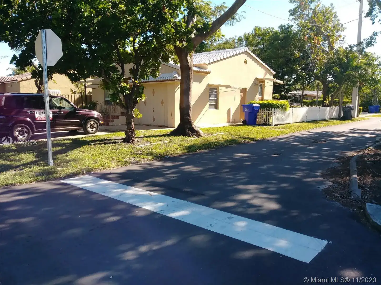 1644 Arthur St, Hollywood FL 33020 photo 5