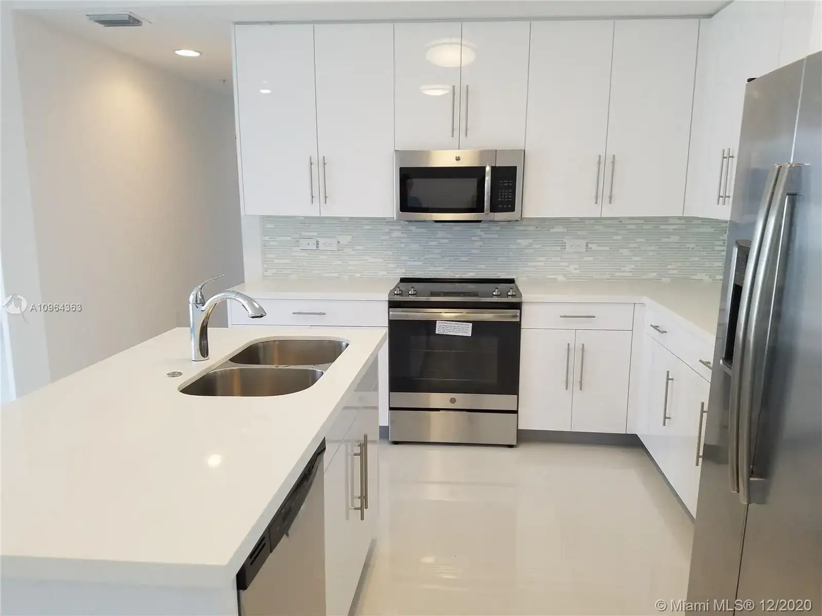 2651 NE 212th Ter # 306, Miami FL 33180 photo 3