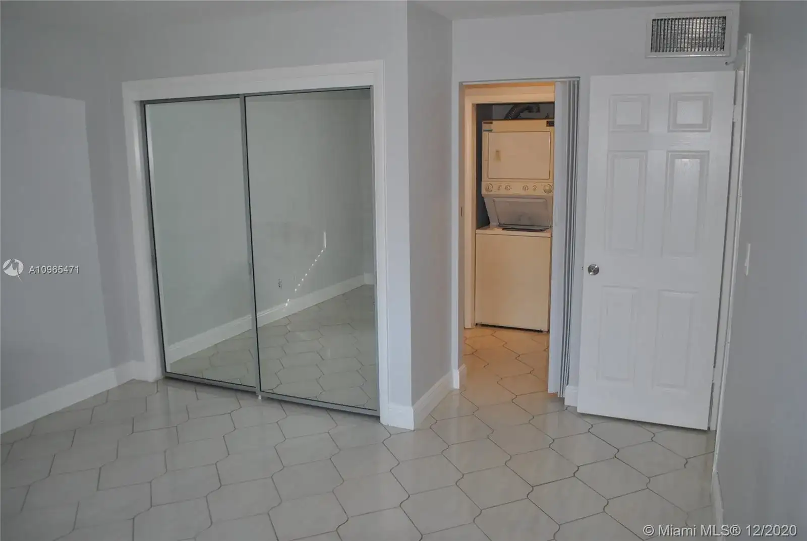 1540 NE 191st St # 345, Miami FL 33179 photo 5