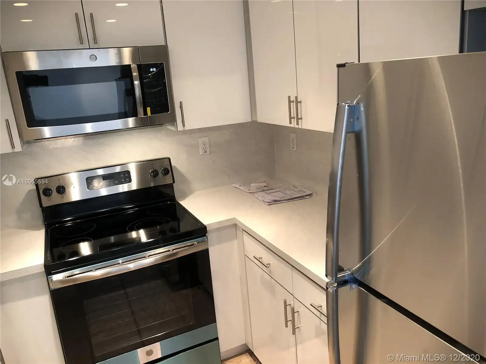 1621 Bay Rd # 706, Miami Beach FL 33139 photo 3