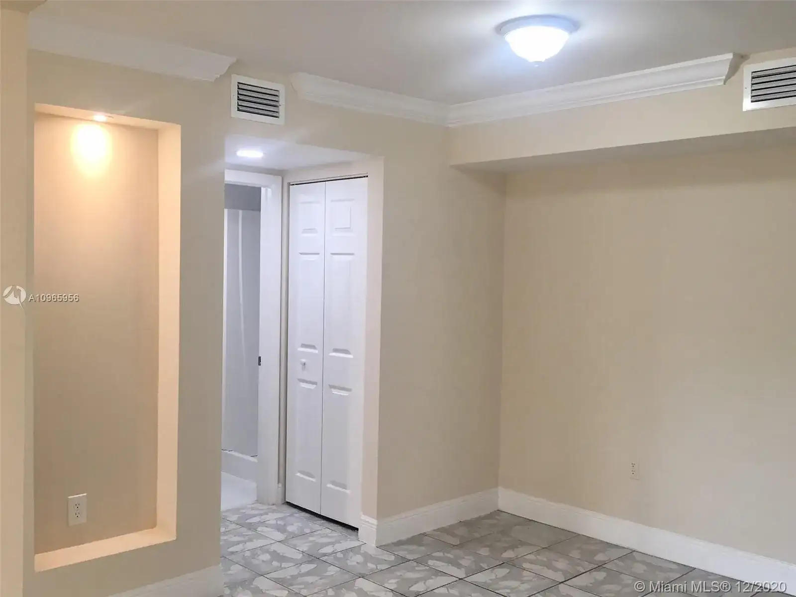 8099 Samari Lakes Dr # 2255, Hialeah Gardens FL 33016 photo 5