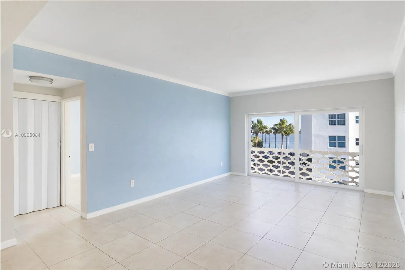 1880 S Treasure Dr # 4C, North Bay Village FL 33141