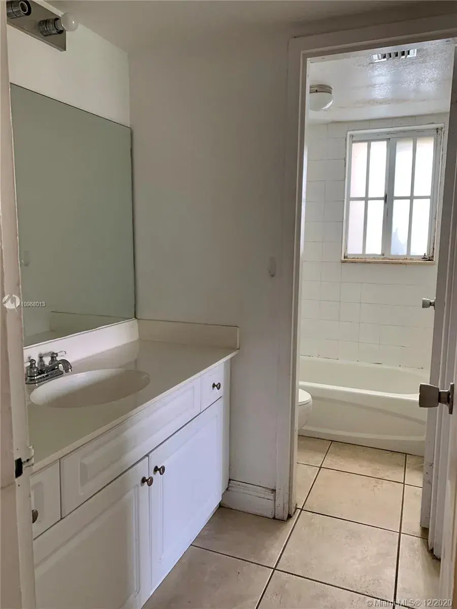 4804 NW 79th Ave # 207, Doral FL 33166