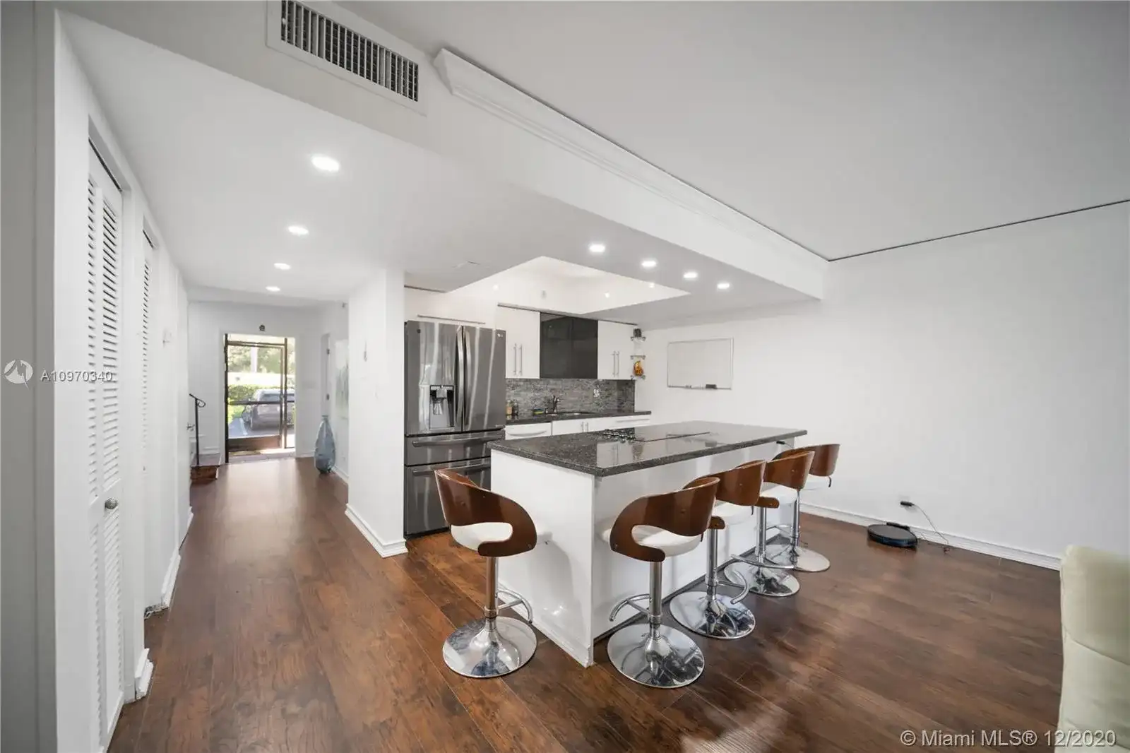 1001 Three Islands Blvd # 29, Hallandale Beach FL 33009