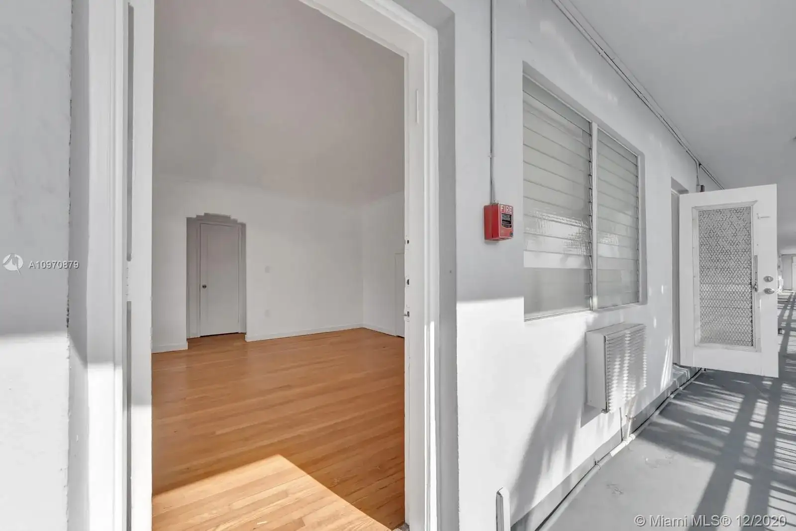 7445 Harding Ave # 208, Miami Beach FL 33141 photo 2