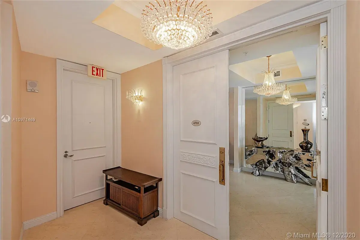 18101 Collins Ave # 4702, Sunny Isles Beach FL 33160
