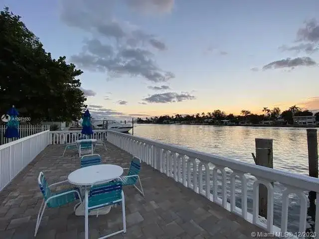 1455 N Treasure Dr # 4N, North Bay Village FL 33141 photo 2